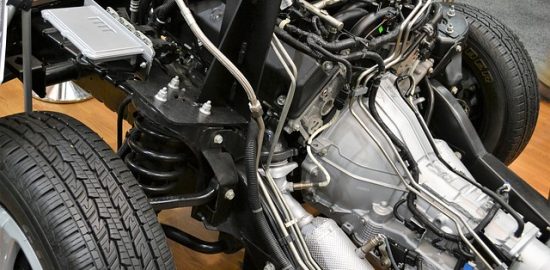 サスペンション