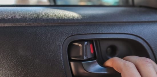 株式会社ジャストライトの浪岡 智がお送りするドアが開かない場合の画像