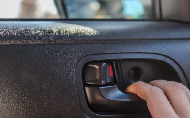 株式会社ジャストライトの浪岡 智がお送りするドアが開かない場合の画像