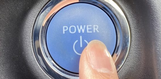 株式会社ジャストライト浪岡 智がお教えするエンジントラブル時の画像