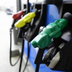 株式会社ジャストライト浪岡智がお送りするガソリンスタンドでの給油のイメージ画像