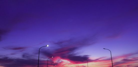 株式会社ジャストライト浪岡智がお送りする薄暮の時間のイメージ画像