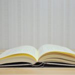 株式会社ジャストライト浪岡 智がお送りする四字熟語の「眼光紙背」についてのイメージ画像