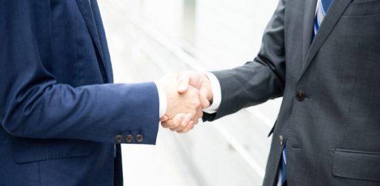 株式会社ジャストライト浪岡 智がお送りする四字熟語の「一諾千金」についてのイメージ画像